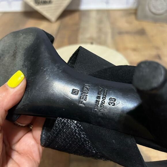 Fendi black pumps size 38 - Picture 11 of 16